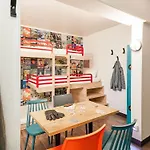 Отель Hotelf1 Ouest
