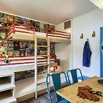 Hotelf1 Ouest * Ним