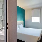 Отель Hotelf1 Ouest