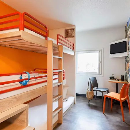 Hotelf1 Nimes Ouest *