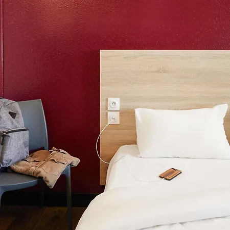 Hotelf1 Ouest Szálloda Nîmes