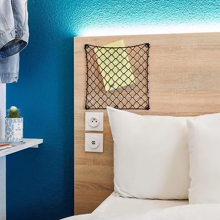 Hotelf1 Ouest Hotell Nîmes