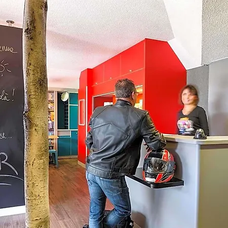 Hotelf1 Ouest Hotell Nîmes
