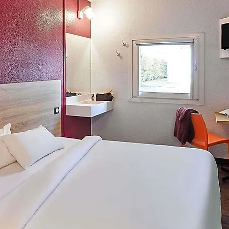 Hotell Hotelf1 Ouest